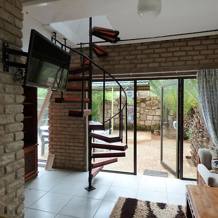 Villa Africa Guesthouse Τσουμέμπ Εξωτερικό φωτογραφία