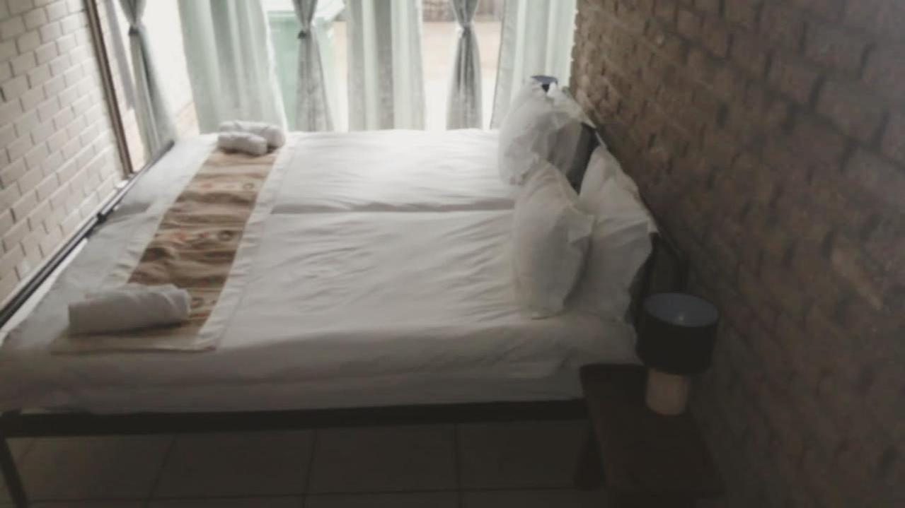 Villa Africa Guesthouse Τσουμέμπ Εξωτερικό φωτογραφία