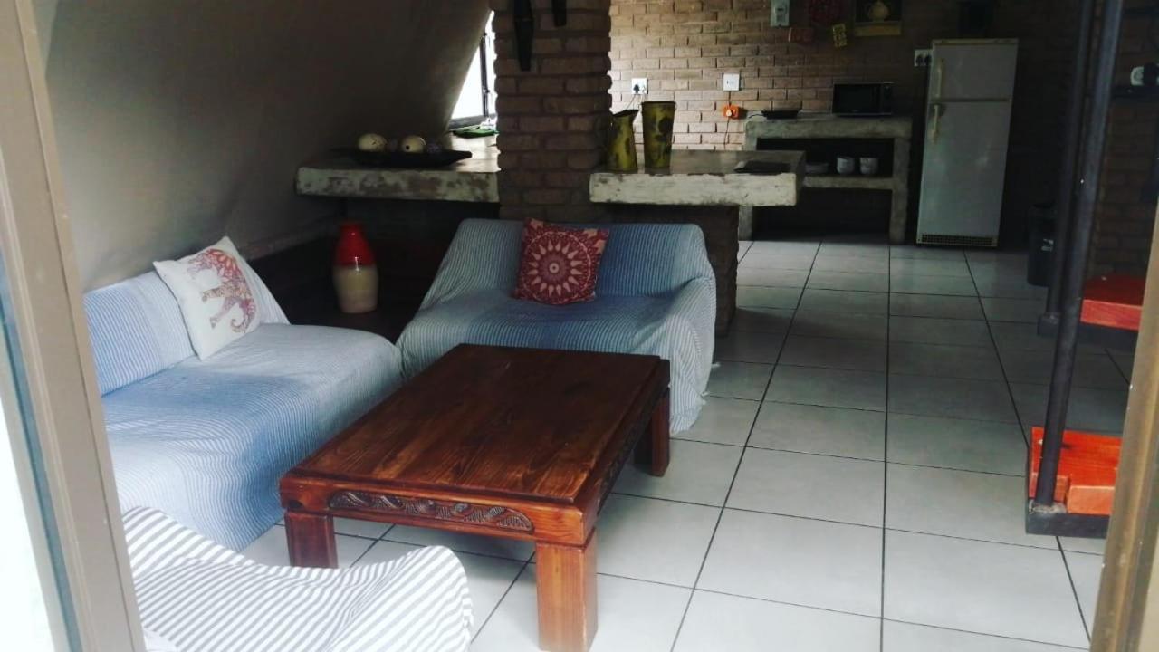 Villa Africa Guesthouse Τσουμέμπ Εξωτερικό φωτογραφία